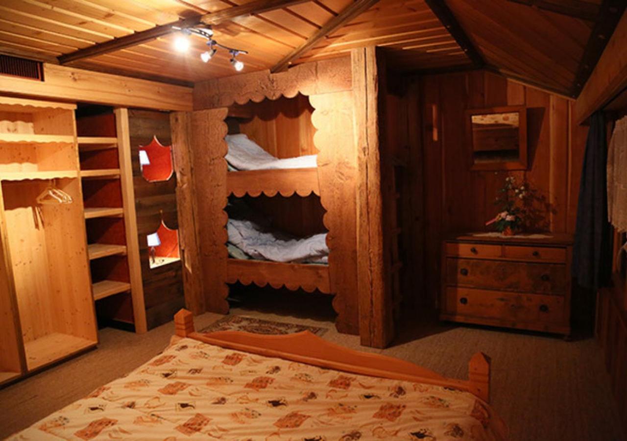 Au Petit Gite Les Paccots Chatel-Saint-Denis Luaran gambar